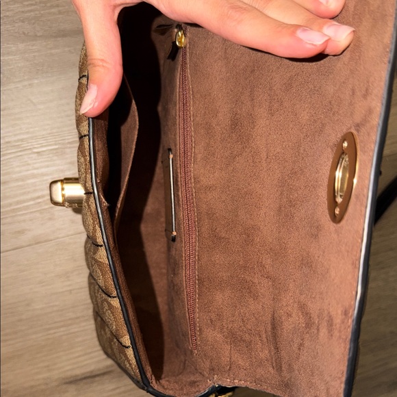 Coach Purse - Picture 9 of 9